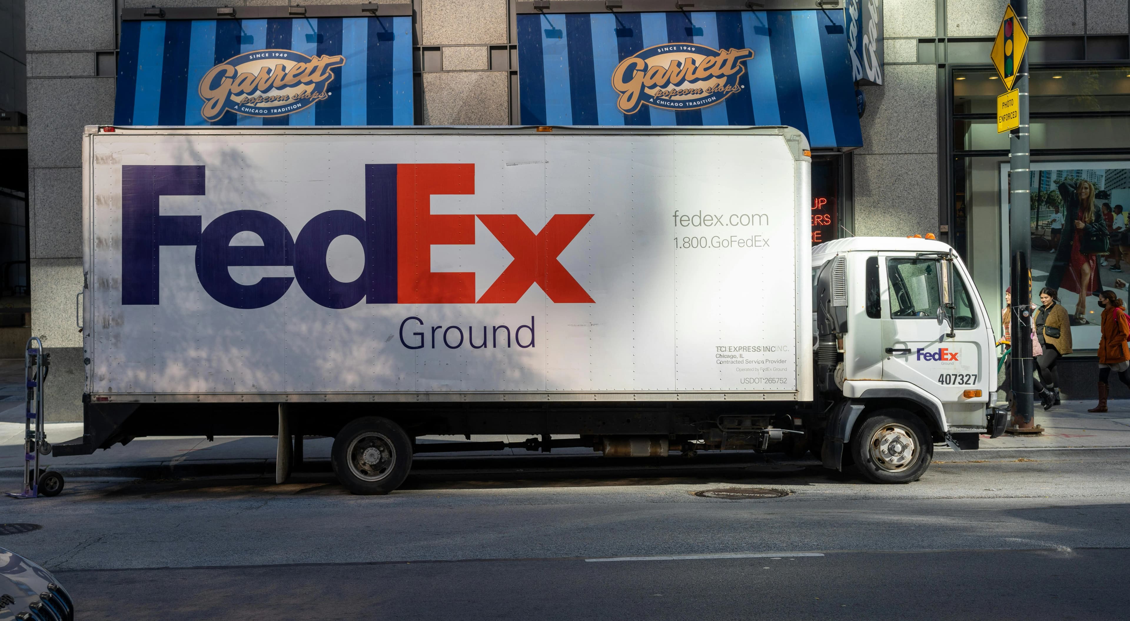 Specialized Stuffing for FCL Shipments logistics operations